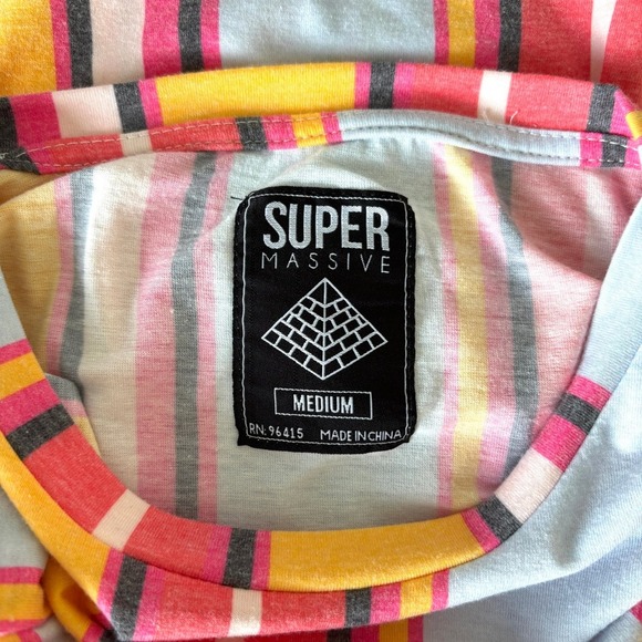 Super Massive Men's Medium T-Shirt Medium Striped Streetwear Crew Neck Retro - Picture 3 of 9